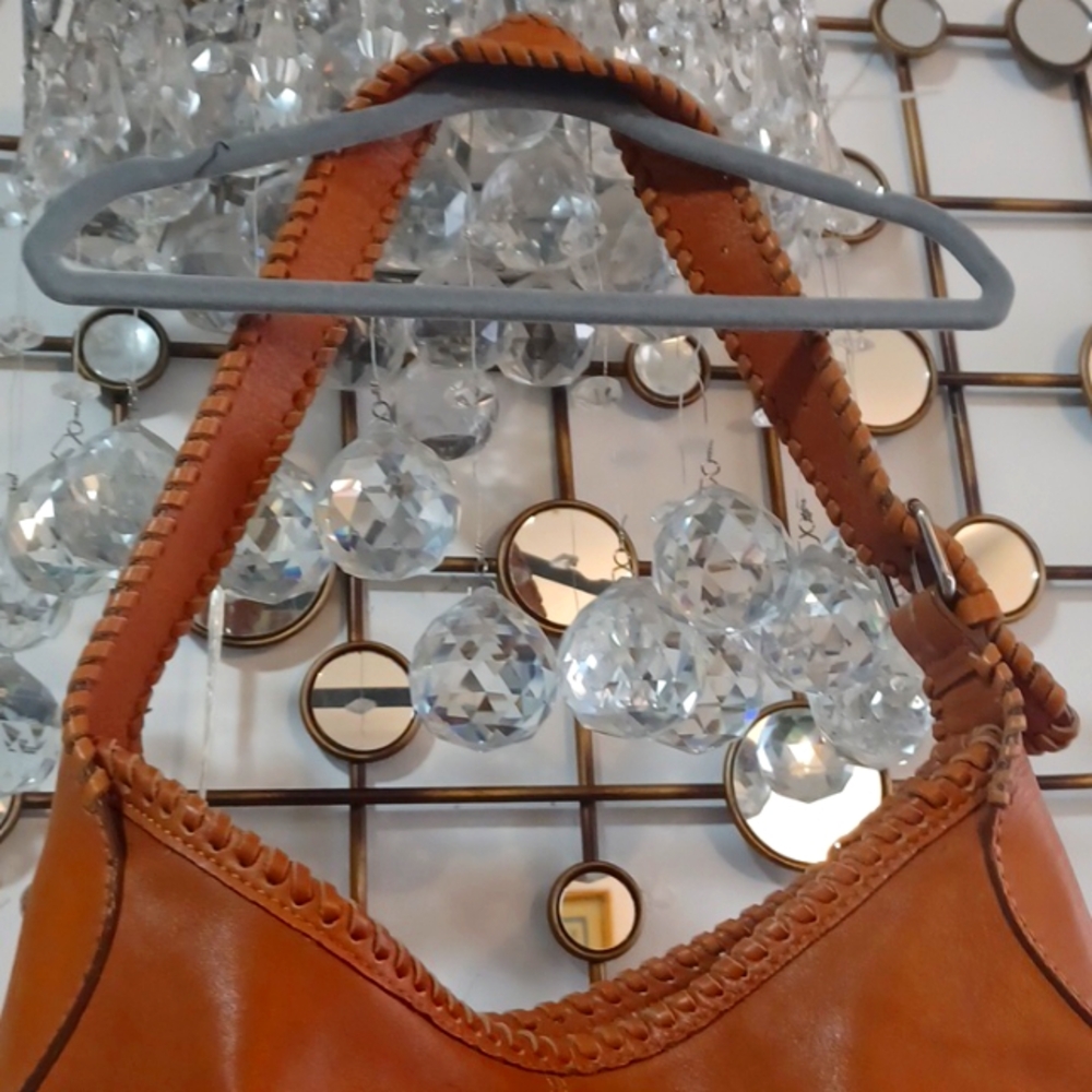 TALBOTS CARAMEL BROWN SOFT LEATHER SHOULDER BAG - Picture 2 of 7